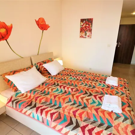 Apartment Kaliakria Sea View Flower