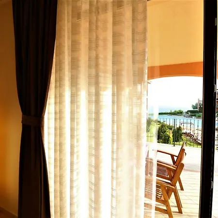 Kaliakria Sea View Flower Apartment *